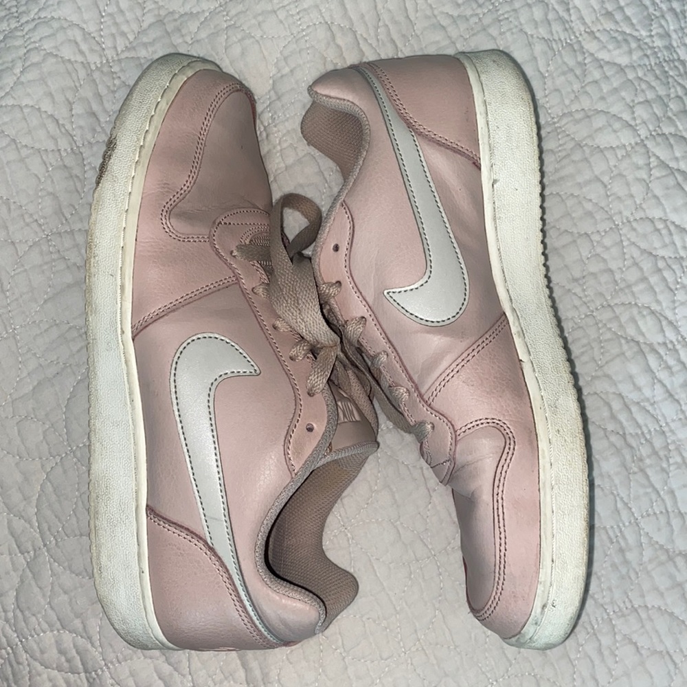 Pink Nike sneakers!